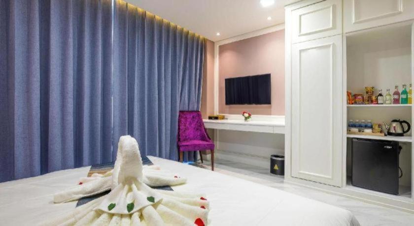 V Boutique Hotel Phnom Penh Luaran gambar